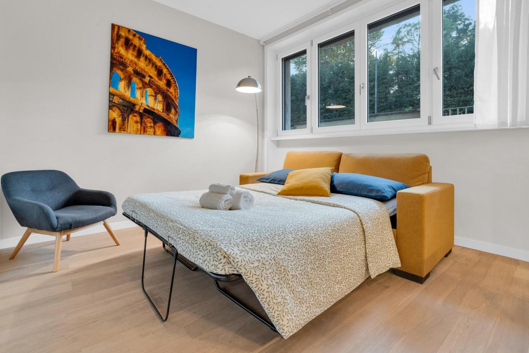 Sanso House *